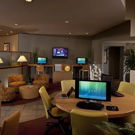 Doubletree Suites By Hilton Phoenix 